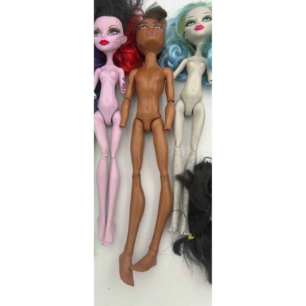 READ DESCRIPTION flawed Monster High dolls